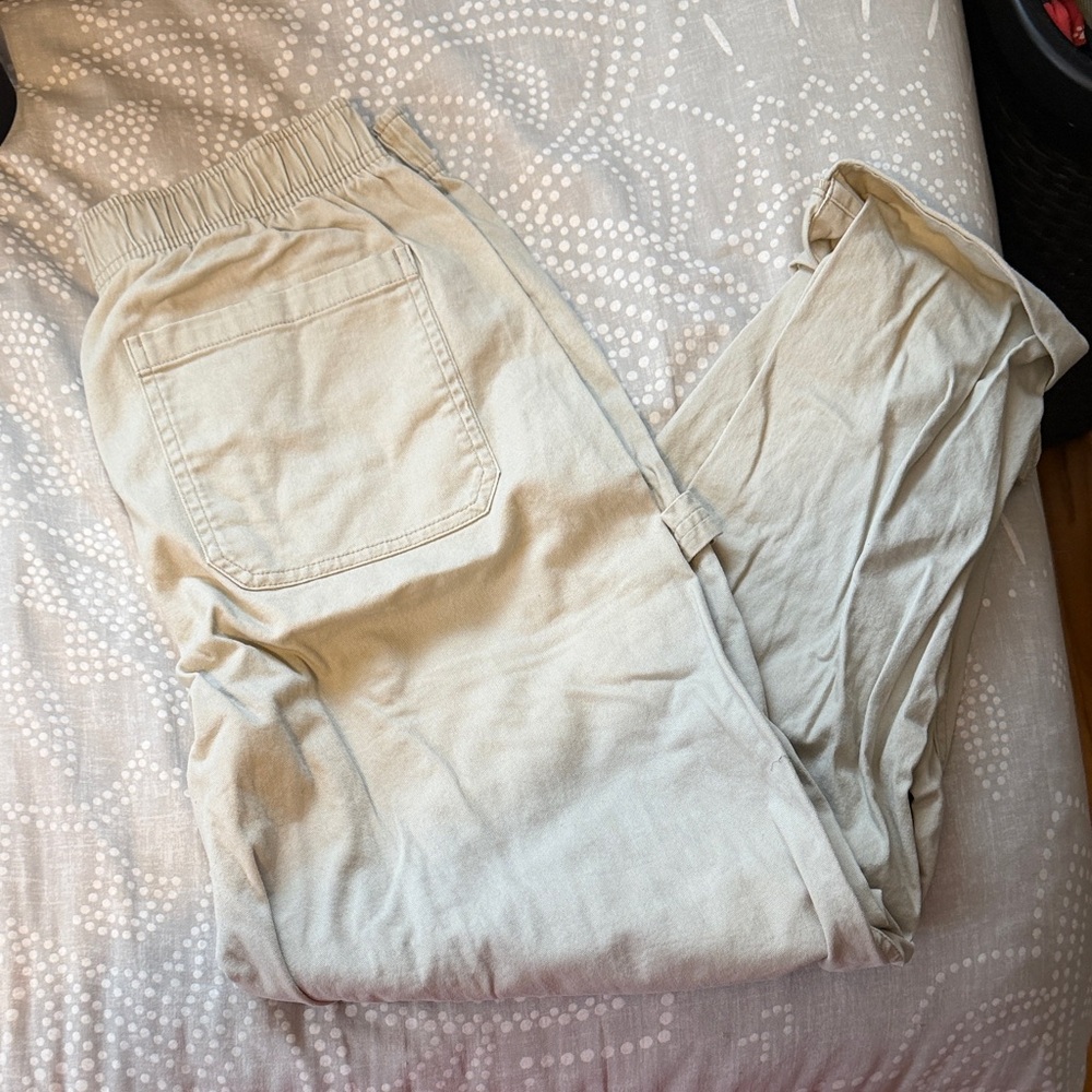 Old Navy Cream Pants